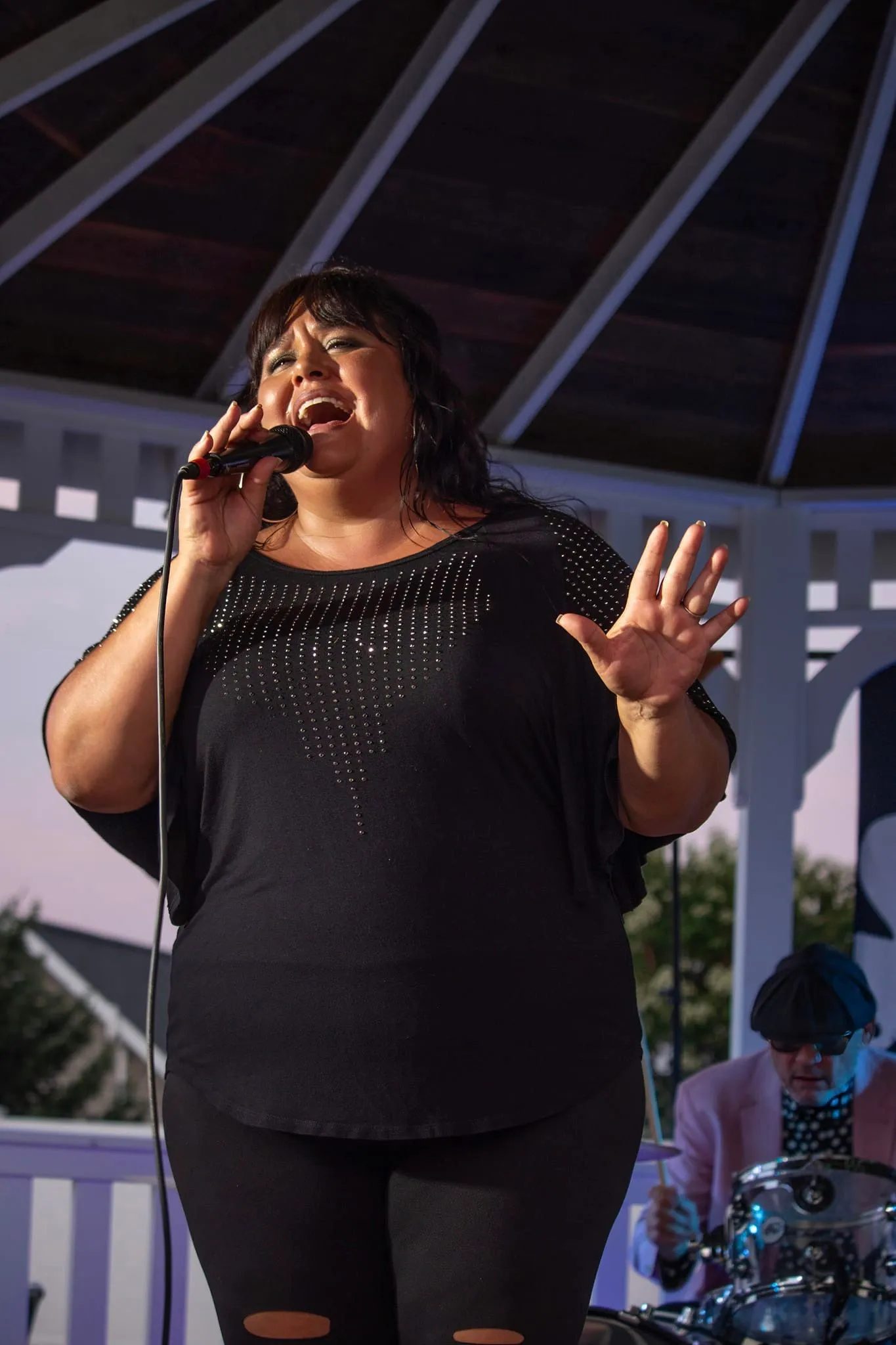 Sarah live at Bolivar